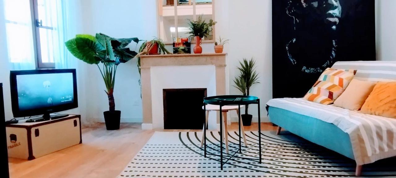 דירות אביניון La Maison Des Nomades Netflix Disney Prime Video מראה חיצוני תמונה
